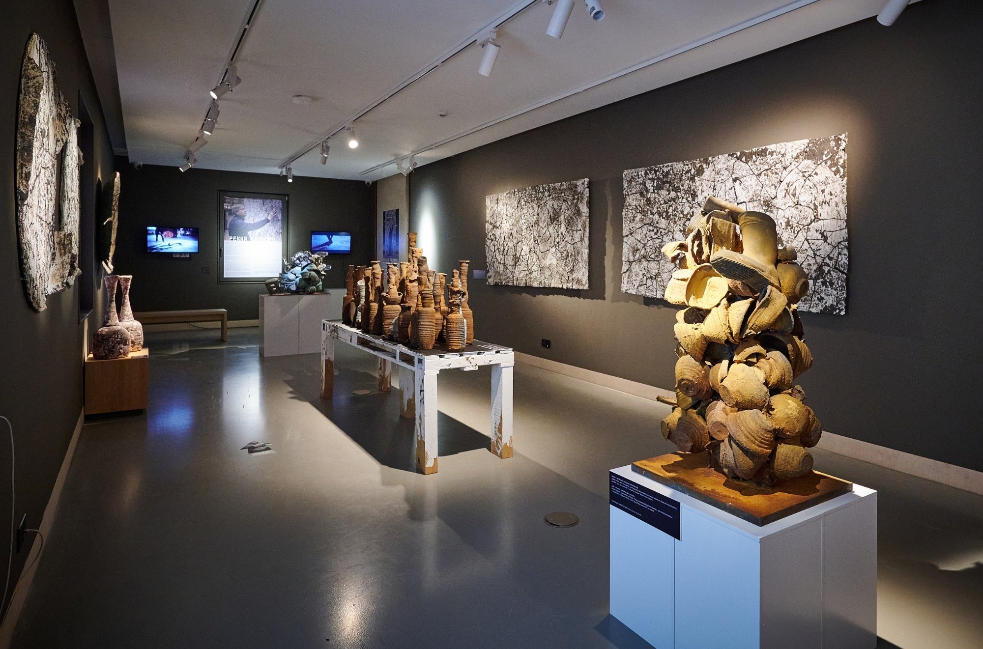 Pekka Paikkari ceramics